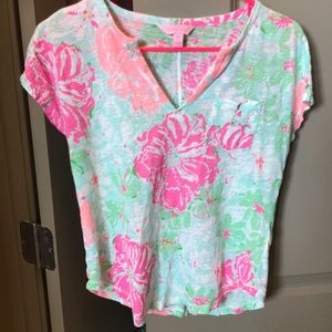 Lilly Pulitzer Linen V Neck Pocket Tee XXS